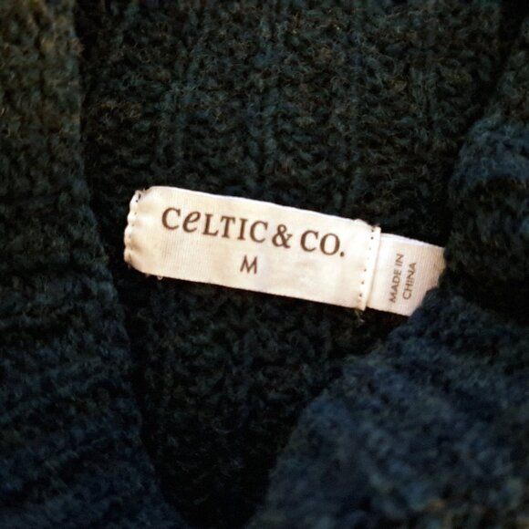 CELTIC & CO Fisherman's Rib Funnel Neck wool sweater, bottle green, sz M - Picture 6 of 8